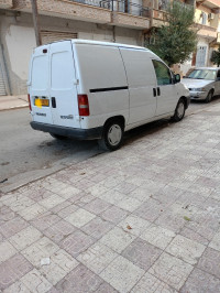 utilitaire-peugeot-expert-2001-guigba-batna-algerie