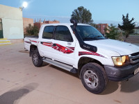 utilitaire-toyota-hilux-2004-ksar-el-hirane-laghouat-algerie