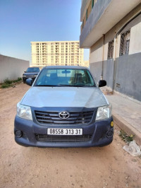 utilitaire-toyota-hilux-2013-bir-el-djir-oran-algerie