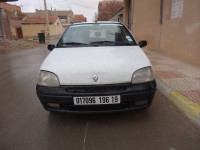 voitures-renault-clio-1996-setif-algerie