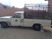 utilitaire-mazda-1983-b1600-berrouaghia-medea-algerie