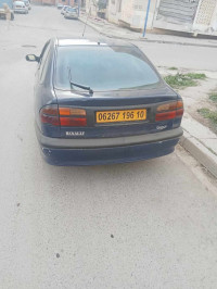 voitures-renault-laguna-1-1996-ain-bessem-bouira-algerie