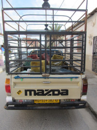 utilitaire-mazda-b-1600-1982-bouira-algerie