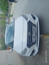 voitures-hyundai-accent-2018-gl-batna-algerie