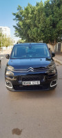 voitures-citroen-berlingo-2023-chlef-algerie