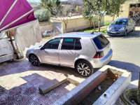 moyenne-berline-volkswagen-golf-4-2002-match-beni-fouda-setif-algerie