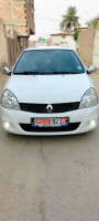 citadine-renault-clio-campus-2012-annaba-algerie