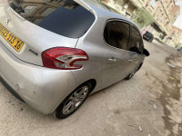 voitures-peugeot-208-2013-allure-biskra-algerie