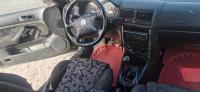 moyenne-berline-volkswagen-golf-4-2000-match-kherrata-bejaia-algerie