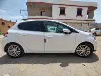 Peugeot 208 2016 Allure Facelift