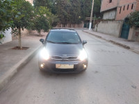 voitures-kia-rio-5-portes-2014-style-tlemcen-algerie