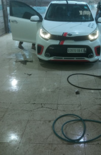 voitures-kia-picanto-2018-gt-line-mila-algerie