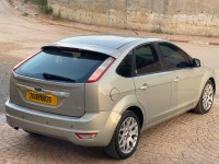 voitures-ford-focus-4-portes-2008-medea-algerie