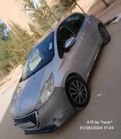 voitures-peugeot-208-2013-djelfa-algerie