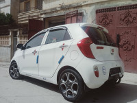 mini-citadine-kia-picanto-2013-barazilia-constantine-algerie