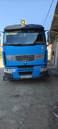 camion-renault-lunder-2012-el-mhir-bordj-bou-arreridj-algerie