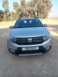 voitures-dacia-sandero-2018-stepway-relizane-algerie