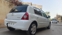 voitures-renault-clio-campus-2012-bye-es-senia-oran-algerie