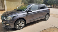 moyenne-berline-hyundai-i20-2020-relizane-algerie