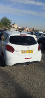 voitures-peugeot-208-2016-batna-algerie