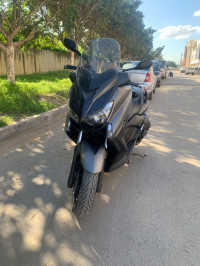 motos-et-scooters-yamaha-xmax-400-2017-dar-el-beida-alger-algerie