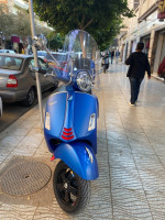 motos-scooters-piaggio-vespa-gts-300-2019-oran-algerie