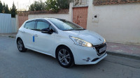 voitures-peugeot-208-2014-allure-setif-algerie