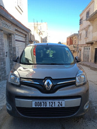 voitures-renault-kangoo-2021-guelma-algerie