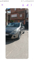 voitures-renault-clio-3-2011-djendel-ain-defla-algerie