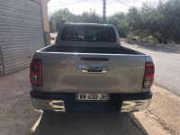 pickup-toyota-hilux-2019-bouzeguene-tizi-ouzou-algerie