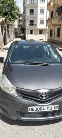 سيارات-toyota-yaris-2013-سطيف-الجزائر