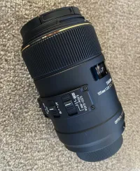 Objectif Sigma Macro 105mm F2.8