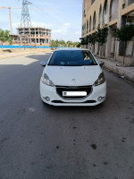 voitures-peugeot-208-2014-active-oued-el-abtal-mascara-algerie