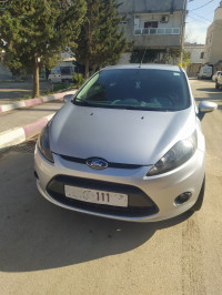 voitures-ford-fiesta-2011-bab-ezzouar-alger-algerie