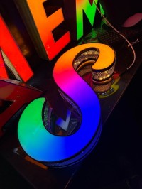 advertising-communication-fabrication-plaque-publicitaire-et-lettres-3d-lumineuse-bab-ezzouar-alger-algeria