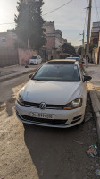 moyenne-berline-volkswagen-golf-7-2013-reghaia-alger-algerie