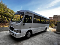 bus-hyundai-county-30-places-clim-2009-les-eucalyptus-alger-algerie