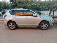 voitures-toyota-rav4-2007-msila-algerie