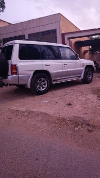 سيارات-mitsubishi-pajero-court-1996-la-toute-وهران-الجزائر
