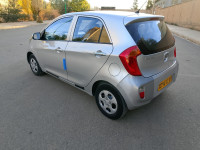 voitures-kia-picanto-2012-bechloul-bouira-algerie