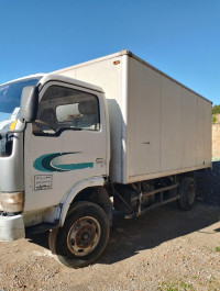 camion-yeujin-platant-2008-bejaia-algerie