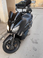 motos-et-scooters-yamaha-xmax-2012-blida-algerie