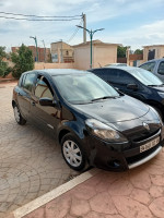 voitures-renault-clio-3-2012-dynamique-ain-defla-algerie