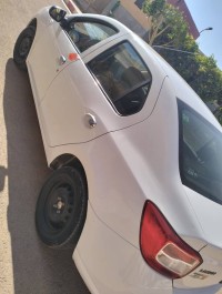 voitures-dacia-logan-2013-chlef-algerie