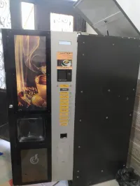 Distributeur automatique chaud 