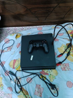 playstation-play-4-slim-algerie