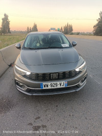 voitures-fiat-tipo-sedan-2024-life-batna-algerie