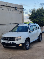 voitures-dacia-duster-2015-facelift-laureate-annaba-algerie