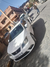 voitures-seat-ibiza-2013-ain-boucif-medea-algerie