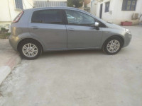 voitures-fiat-punto-2012-blida-algerie